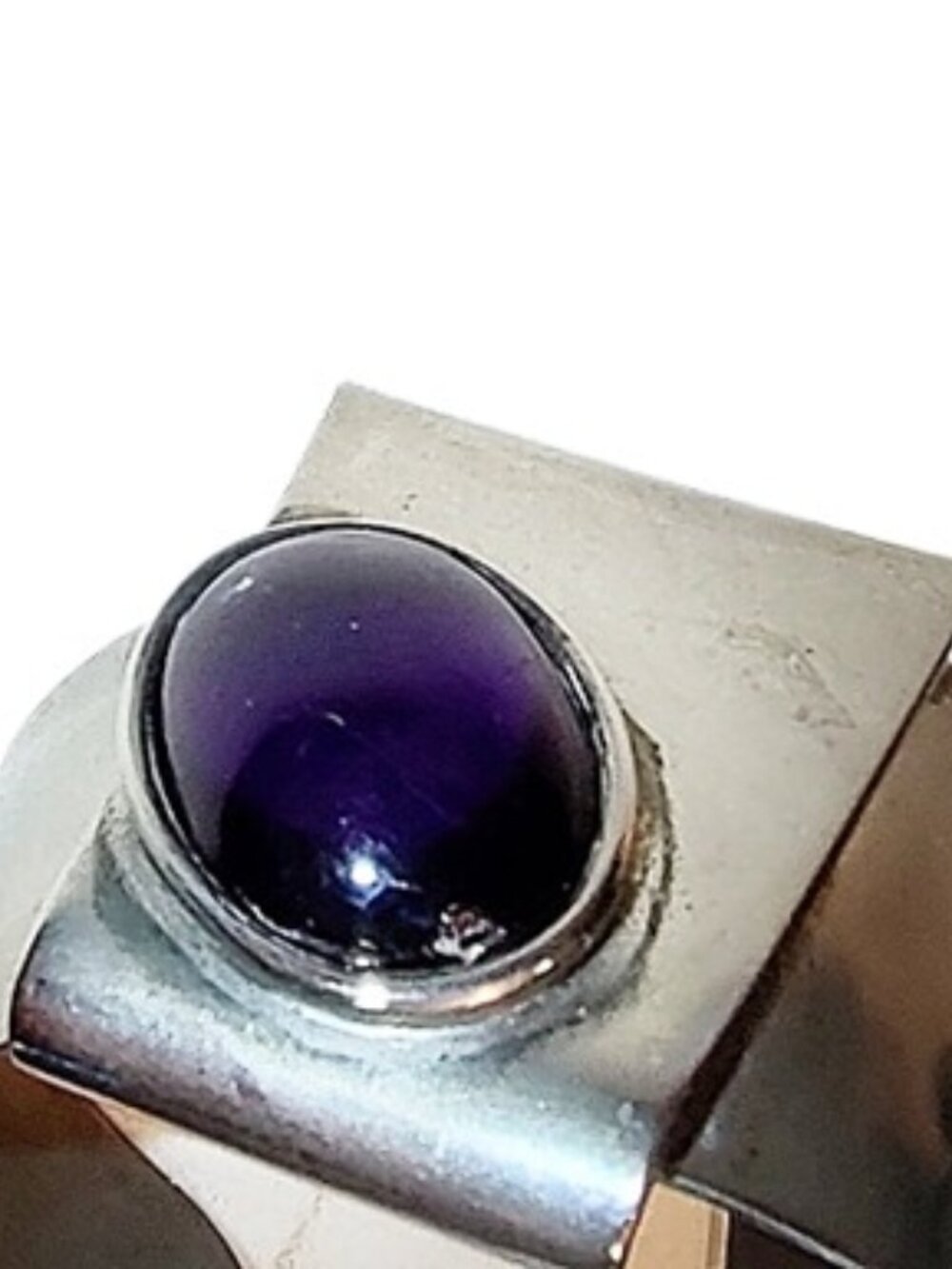 1990s Vintage Large Geometric Chrome Cuff Bracelet With A Purple Glass Stone - Picture 4 of 9